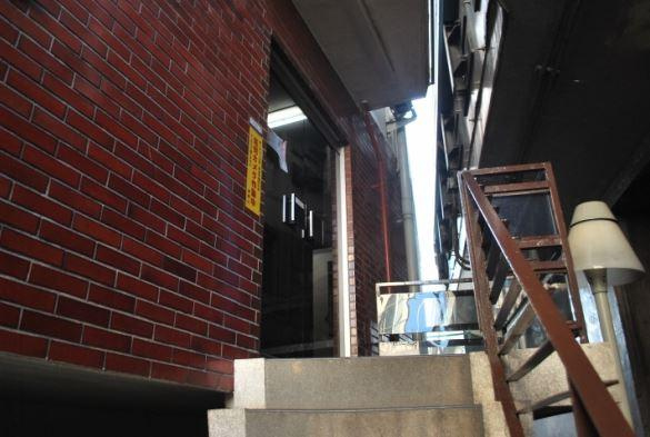 信濃町ハイツのエントランス|信濃町ハイツ