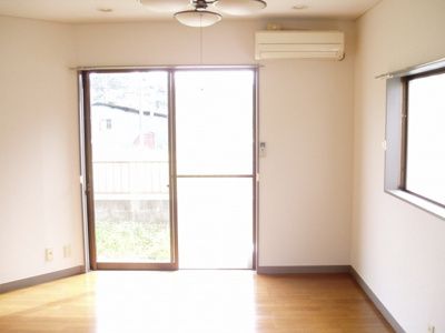 【居間・リビング】 | サニーコーポ