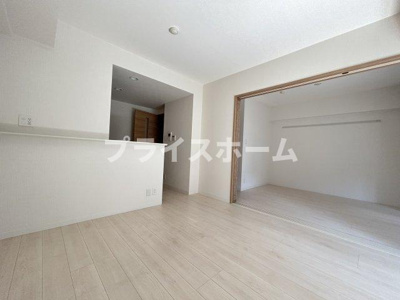 【居間・リビング】 | エルヴィータ渡辺通　仲介手数料０円！