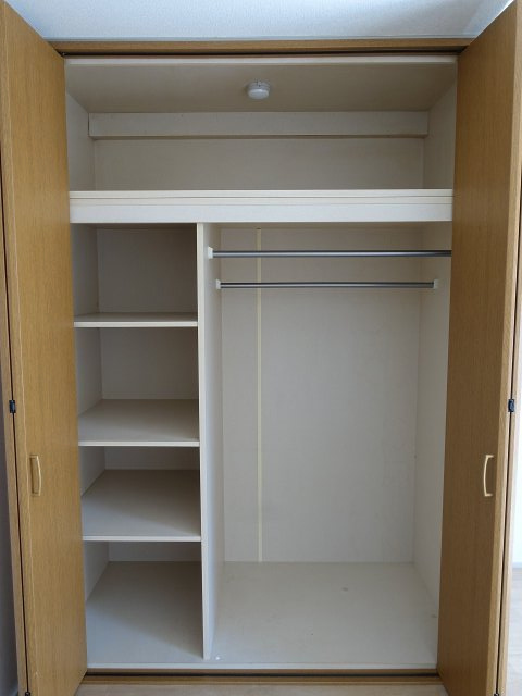 鈴木ビルの収納