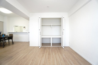 【居間・リビング】 | 【上質リノベ】サンシティ船越 | 室内（2024年8月22日15：00頃）撮影