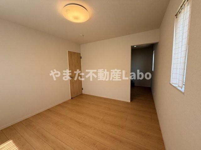 東伯郡北栄町下神中古戸建の寝室