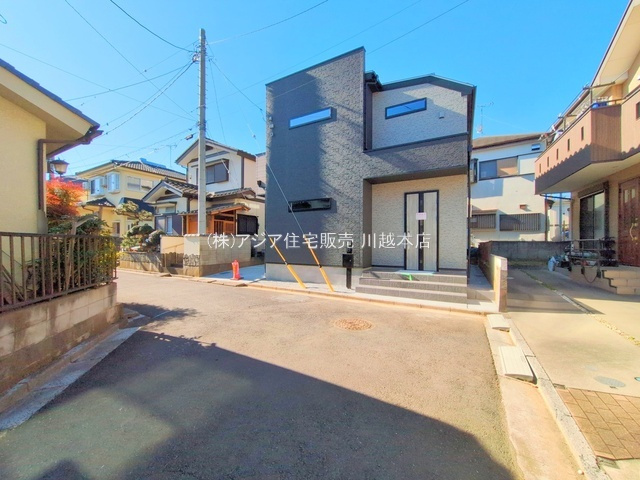 月々８万円台～　新築戸建　川越市砂新田第7期の前面道路含む現地写真|外観　完成　東側 約4.2ｍ公道