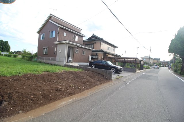 坂戸市塚越　建築条件なし売地　東武東上線『若葉駅』徒歩37分　【勝呂小学区】の外観