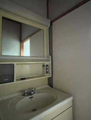 【脱衣所】 | 伊東市玖須美元和田　中古一戸建