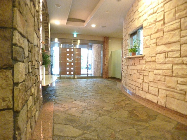 エステムプラザ心斎橋Ⅱノール・ロジェのエントランス