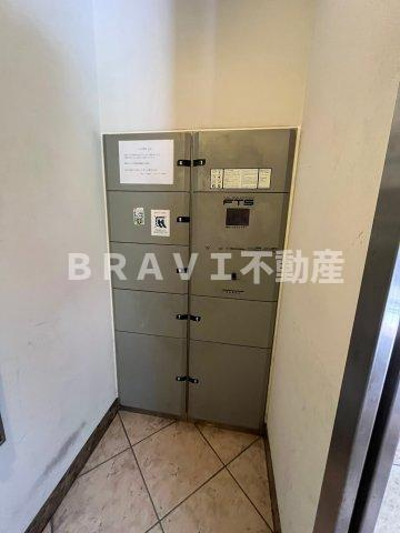 アーデン堺筋本町　BRAVI不動産のその他共用部分|【アーデン堺筋本町】宅配ボックスがあります