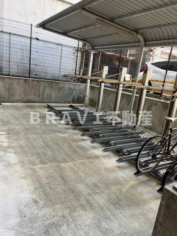 アーデン堺筋本町　BRAVI不動産のその他共用部分|【アーデン堺筋本町】駐輪場付きです