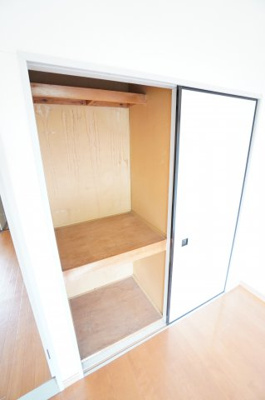 【収納】 | コーポスカイE | ※同物件・反転タイプの写真です。