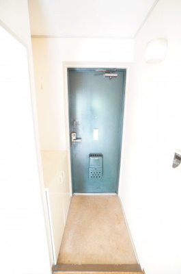 【玄関】 | コーポスカイE | ※同物件・反転タイプの写真です。