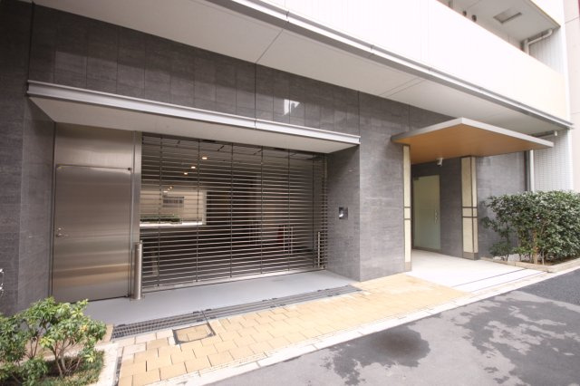 【エントランス】