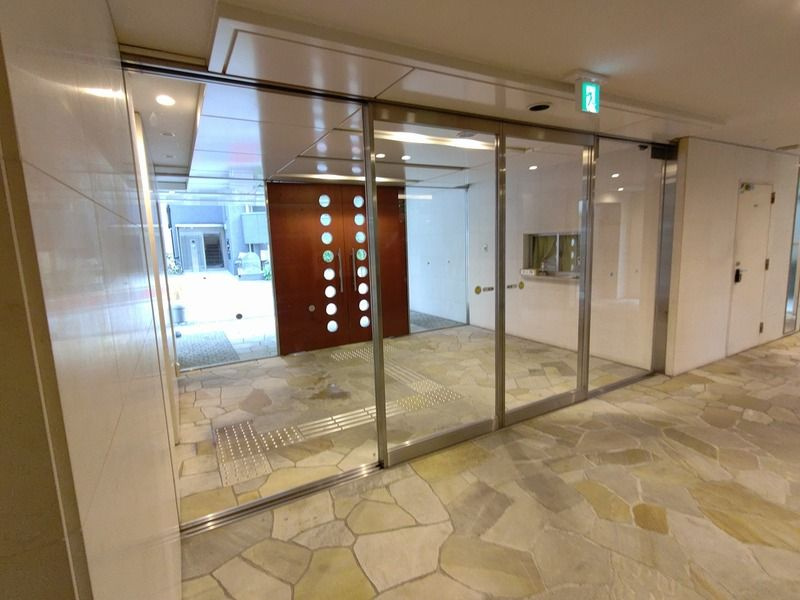 ヒューリックレジデンス参宮橋のロビー