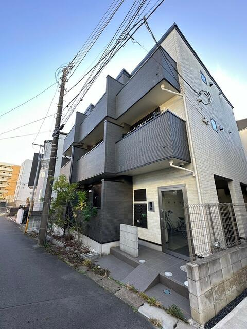 ベルメント船橋の外観