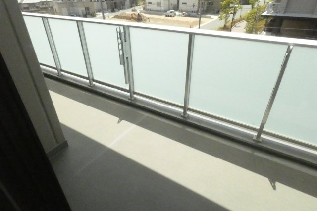 アトラス神戸北鈴蘭台のバルコニー