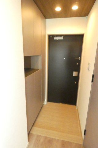 アトラス神戸北鈴蘭台の玄関