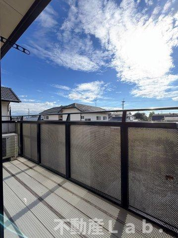 Ｋ２コーポラス十五社のバルコニー