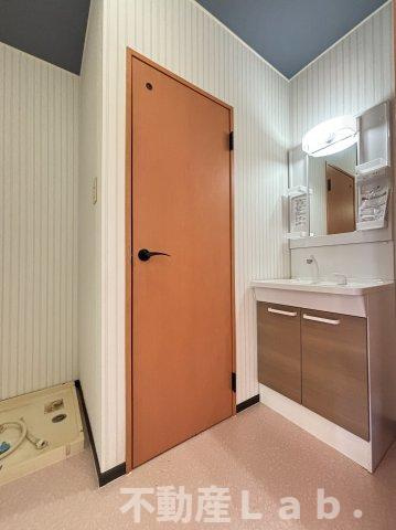 Ｋ２コーポラス十五社の洗面所