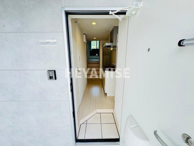 ヴィオラ多良見ICの玄関|※別部屋の室内写真※現況優先※