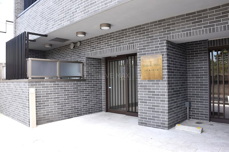 【エントランス】メゾン・トラスト京都梅小路公園 