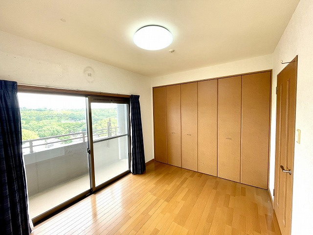 エバーライフ後藤寺駅前の洋室