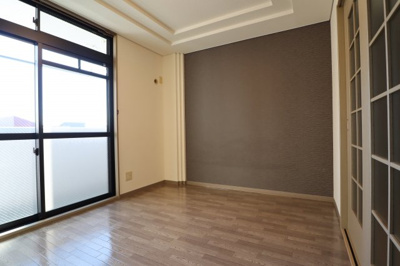 【洋室】 | ヴィラージュ