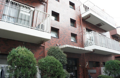 【外観】 | ハイツウイスタリア | 耐震性・防音性に優れた鉄筋コンクリートマンションです(^^)/