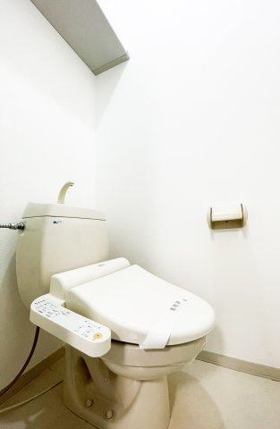 徳島市八万町川南のアパートのトイレ