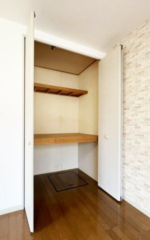 徳島市八万町川南のアパートの収納