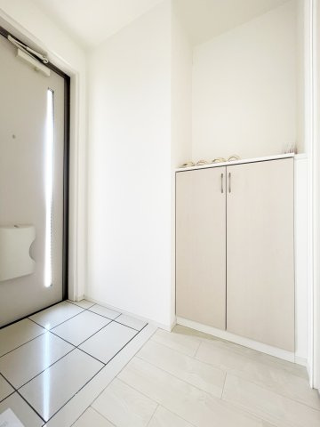 ラ・ファミーユの玄関