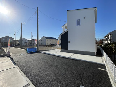 【前面道路含む現地写真】 | Livele Garden.S鴻巣市箕田第5　新築住宅 | ≪1号棟≫
現地(2024年12月撮影)