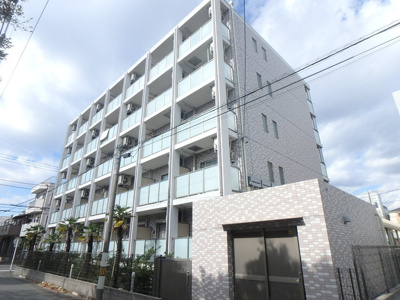 ２０１３年完成のオートロック対応マンションです！