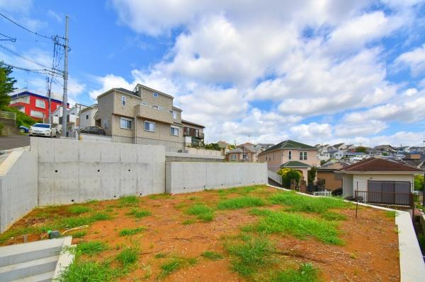 横浜市港北区篠原東２丁目の売地の前面道路含む現地写真|閑静な住宅地でゆったりとお過ごし頂けます。
現地と合わせて周辺環境もご案内致します。