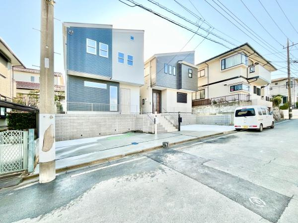 横浜市緑区中山６丁目の新築一戸建の前面道路含む現地写真|周辺環境も合わせてご案内させて頂きます！
お気軽にお問い合わせ下さい！