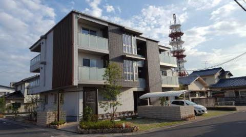 シャーメゾンガーデンズ上中野