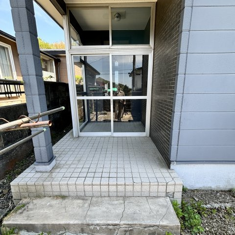 母恋南町3丁目48－146戸建のエントランス