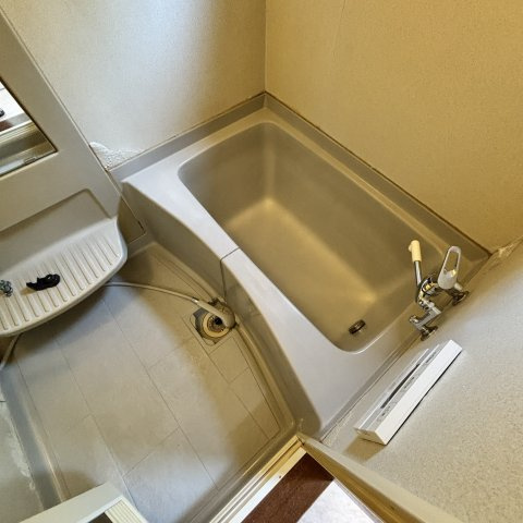 母恋南町3丁目48－146戸建の浴室