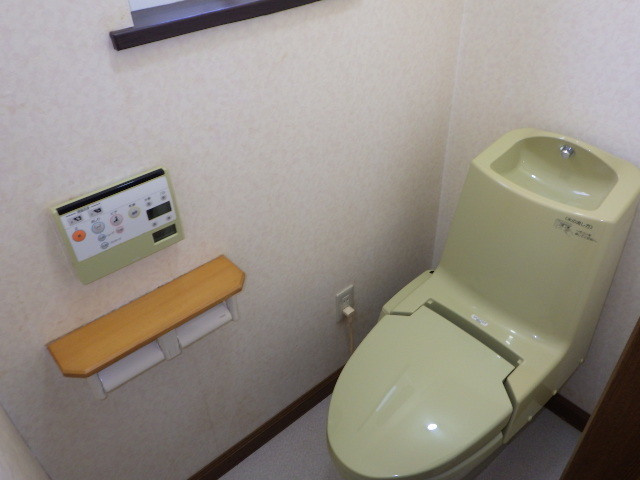 母恋南町3丁目48－146戸建のトイレ