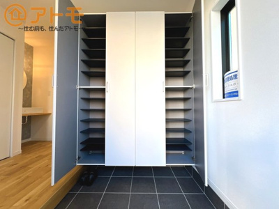 【玄関】 | 葵区城北2丁目　新築戸建　全1棟