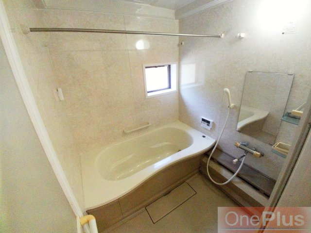 松ノ内テラスハウスの浴室