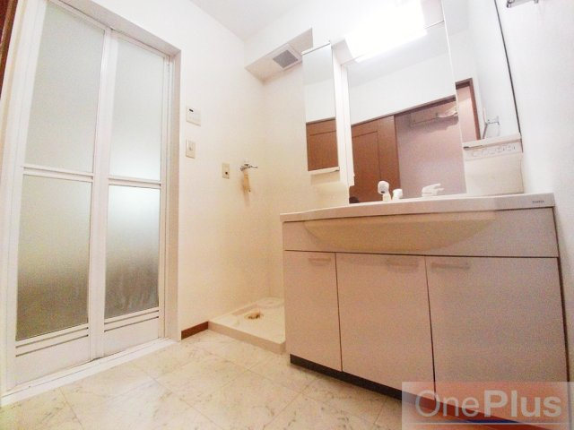 松ノ内テラスハウスの洗面所