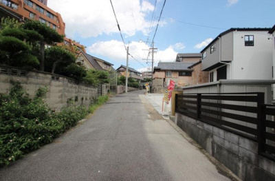 【前面道路含む現地写真】 | Terrechez緑区有松町1期全2棟＜新築一戸建て仲介手数料無料＞ | 前面道路含む現地写真です