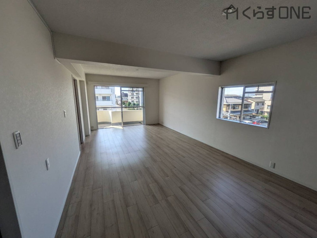 【居間・リビング】 | 第二恵美酒マンション