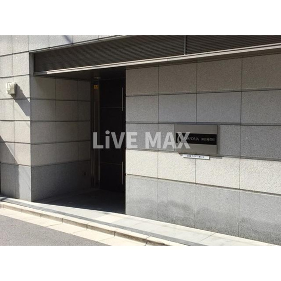 【エントランス】コンフォリア神田神保町 
