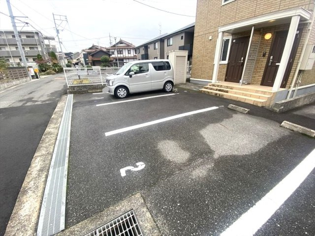 レミエルの駐車場