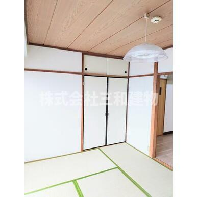 サンスプリングの内装