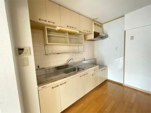 住道駅前住宅7号棟のキッチン|キッチン
■物件内覧・資金計画相談・住宅ローン相談、リフォーム相談、お問合せ受付中■
※当日・翌日のご内覧、ご相談はお電話でのお問合せがスムーズです！