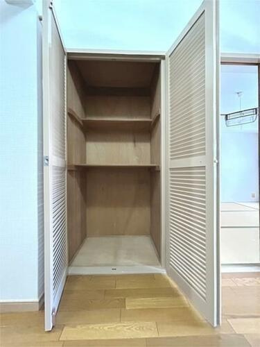 住道駅前住宅7号棟の収納|収納
■物件内覧・資金計画相談・住宅ローン相談、リフォーム相談、お問合せ受付中■
※当日・翌日のご内覧、ご相談はお電話でのお問合せがスムーズです！