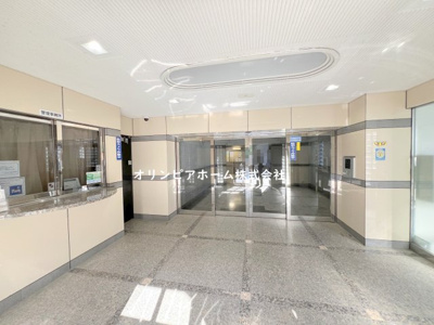 【エントランス】 | グリーンキャピタル新小岩　5階　83.94㎡　角　部屋　リ　フォーム済