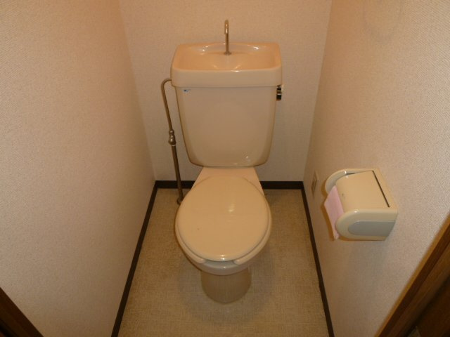 アーバンビル早川のトイレ