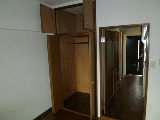アーバンビル早川の収納